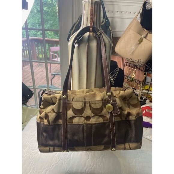 B931 - Preloved Vintage Coach Billabong Y2K Duffle/Satchel Bag in Signature Brow - Picture 1 of 4